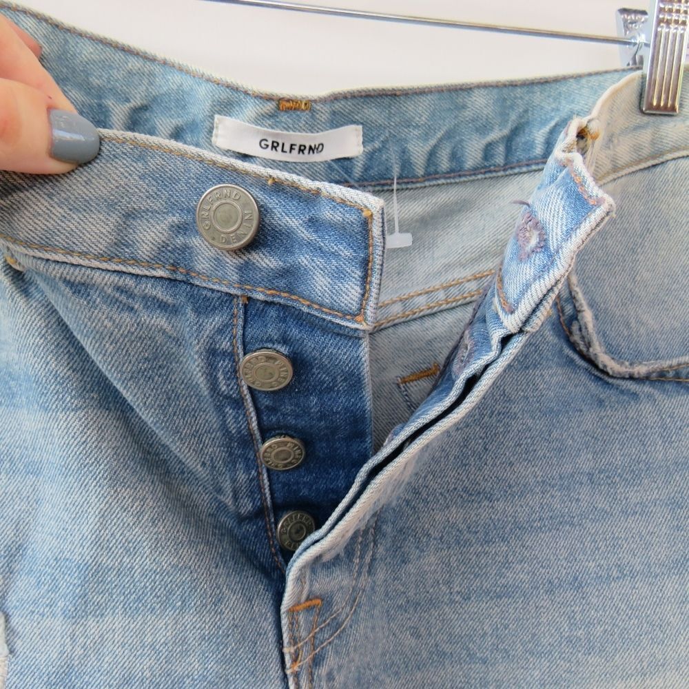 GRLFRND Shorts Women's 28 Blue The Adrianna Boho Distressed Jean Blue Shorts - Picture 13 of 16